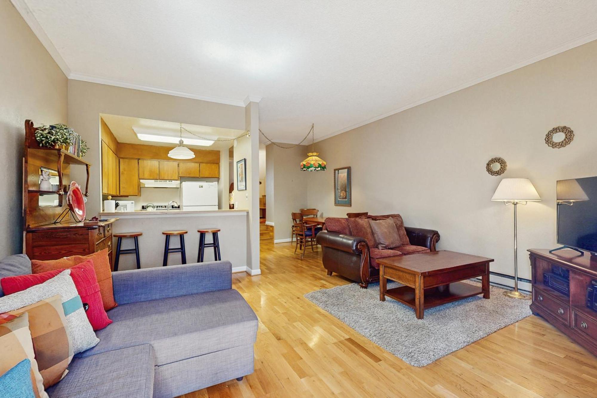 אינקליין וילג' Tahome & Tahoe Place מראה חיצוני תמונה